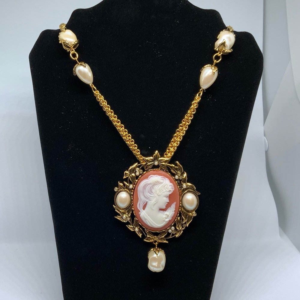 Kenneth Jay Lang Poetic Romance Pin/Pendant